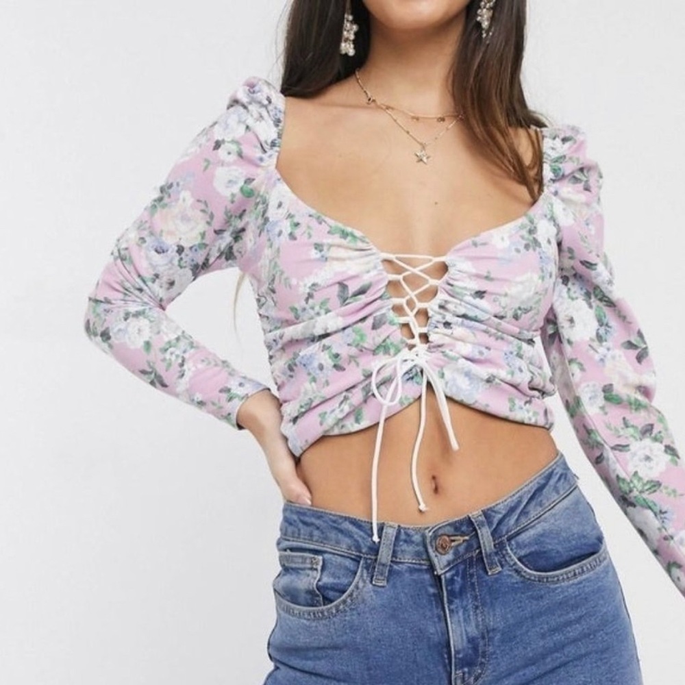 ASOS DESIGN Size 4 Long Sleeve Crop Top Lace Up Front in Pink Floral Print